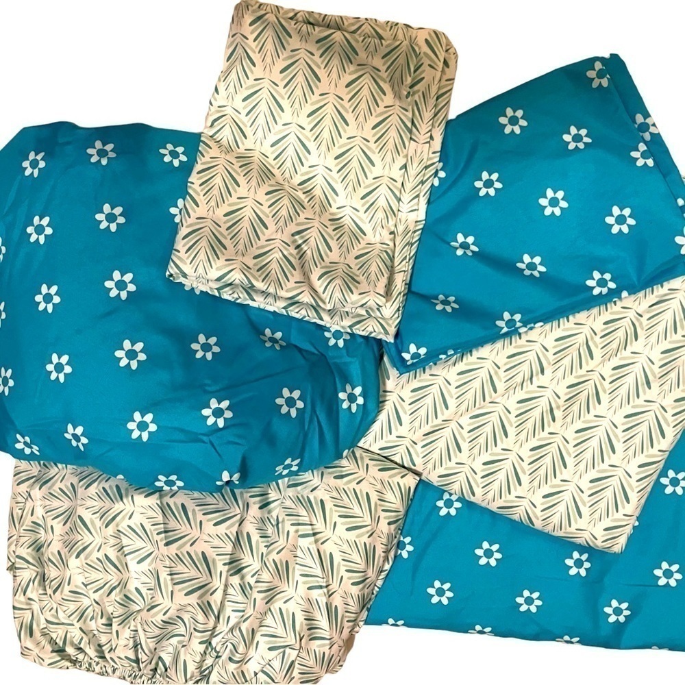2 Single Bed Sheet Sets Turquoise and Aqua Marine Light Colors Polyester